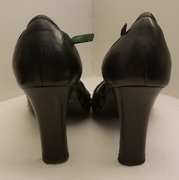 Vintage styled Hilary Radley black leather heels - Picture 4 of 7